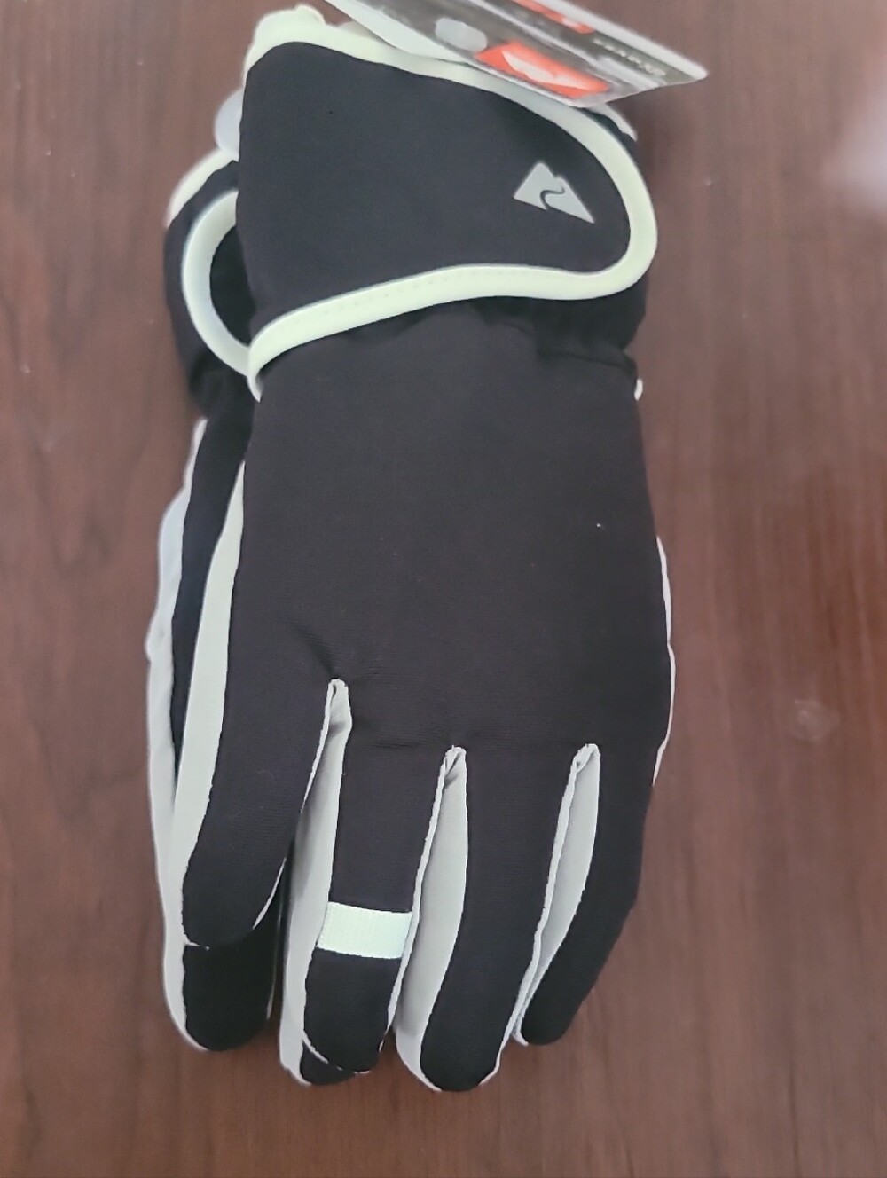 Ozark Trail Black and White Ski Gloves